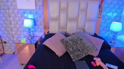 gia_harmony online show from November 28, 7:39 pm