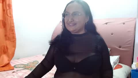 nahomi online show from January 15, 11:08 pm