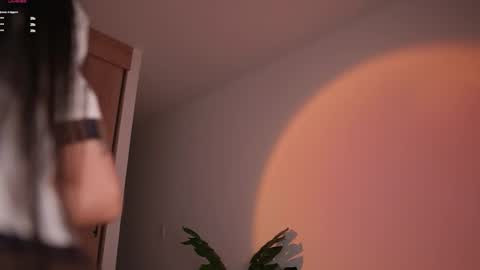 GIGI online show from October 25, 12:29 am