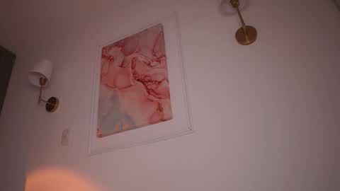 GIGI online show from October 4, 1:44 am