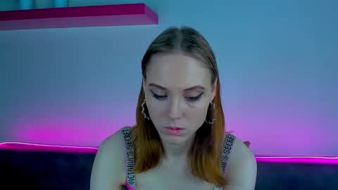 Gina online show from November 16, 11:43 am