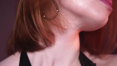        im expecting 350 thumbs up on my altar   online show from February 12, 10:26 pm