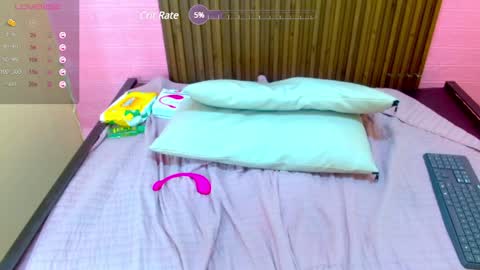 girlkond online show from February 18, 6:06 pm