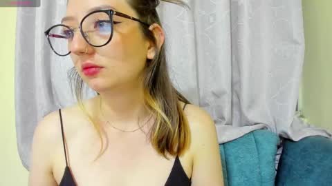 Maze    Thumbs up online show from February 4, 3:00 am