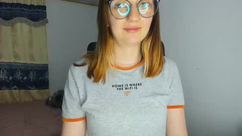 Maze    Thumbs up online show from December 19, 3:18 am