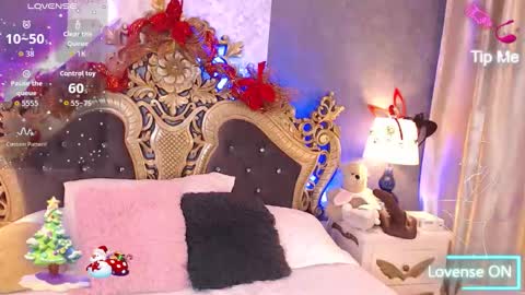 GiselleNoah online show from December 22, 6:55 pm