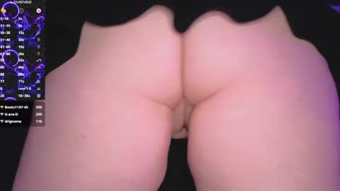 AlexaMillis online show from April 10, 10:16 pm