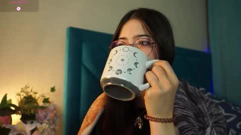 Agness online show from September 28, 1:38 pm