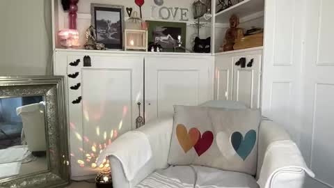 Gl1tter Barbie online show from November 1, 2:43 pm