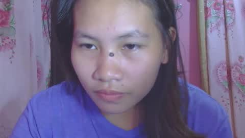 glamgoddess23 online show from October 22, 12:15 am