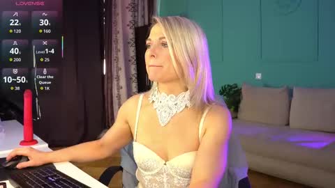 Gloria online show from February 12, 10:50 am