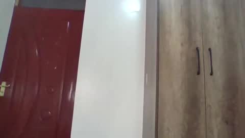 glossybae online show from September 11, 10:54 pm