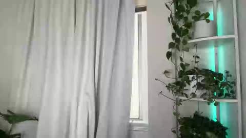 GoblinGoddesss online show from May 7, 4:00 pm