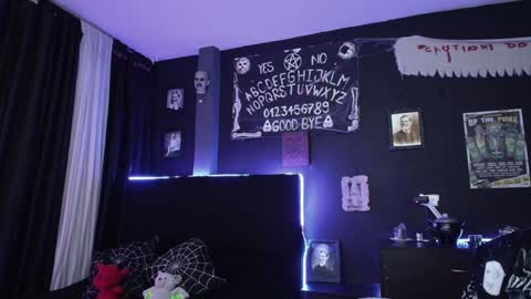 Mortem model independientfollow me on my telegram channel   online show from January 15, 5:08 am