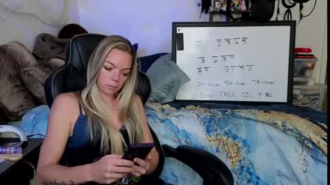 Patricia Mars           Goddess of Mars twitter thegoddessmindy online show from September 9, 4:07 pm