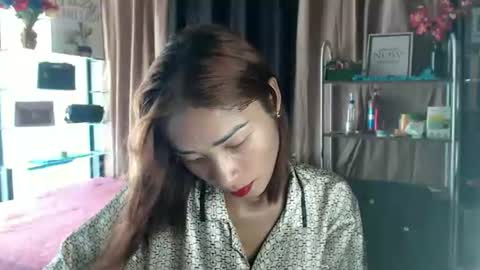 goddess_queen25 online show from June 22, 5:04 am