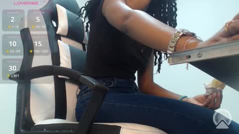 goddess_valen online show from October 22, 4:12 pm