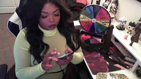 Goddess Cocoa online show from January 31, 8:54 am