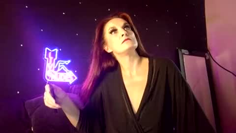 Lalaxoxo online show from April 18, 2:14 am