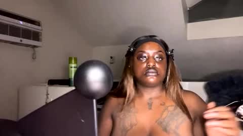 MonniDoll online show from October 23, 2:50 am