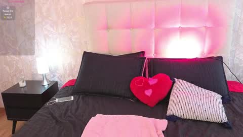 golden_muse online show from April 2, 5:16 am