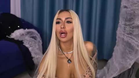 GoldenAmberX online show from October 21, 5:11 am