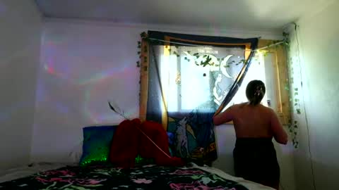 XxPretentious PeachxX online show from June 22, 7:55 pm