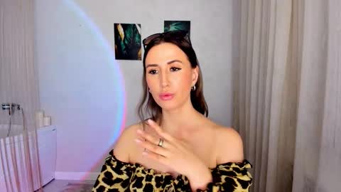 Olivia online show from March 18, 8:14 pm