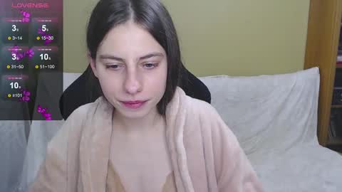 Elizabeth Effie online show from December 24, 6:28 pm