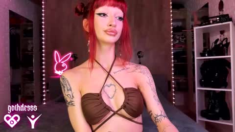    online show from October 6, 12:49 am