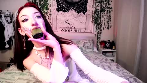    online show from January 21, 12:15 am