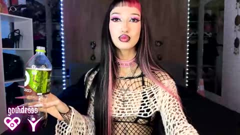    online show from February 20, 12:31 am