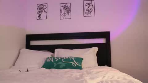 Gracie online show from February 15, 5:07 pm