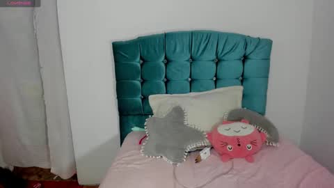 greicy_rouse online show from March 9, 2:10 pm