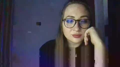 greta_shine online show from April 16, 4:06 pm