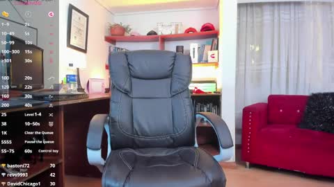 greta_voss online show from April 17, 9:50 pm