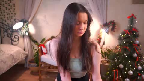 Gwen online show from January 18, 7:59 am