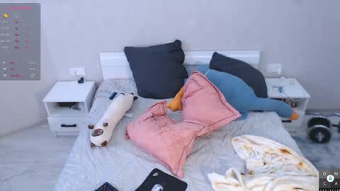 Eva online show from November 28, 7:33 am