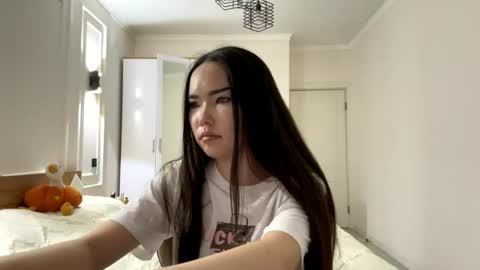 Alana online show from May 12, 4:13 pm