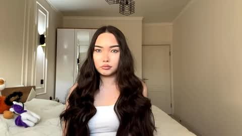 Alana online show from May 16, 1:10 pm