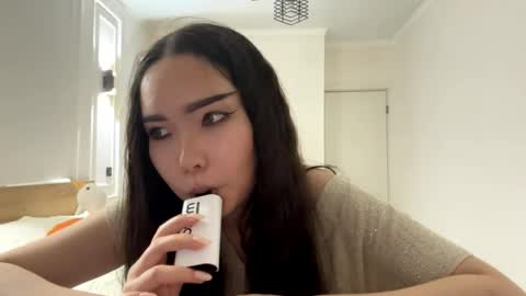 Alana online show from May 11, 2:45 pm