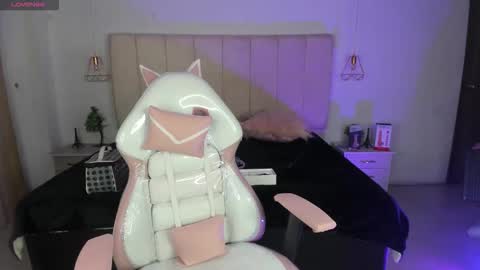 gyal_8_ online show from November 21, 3:41 am