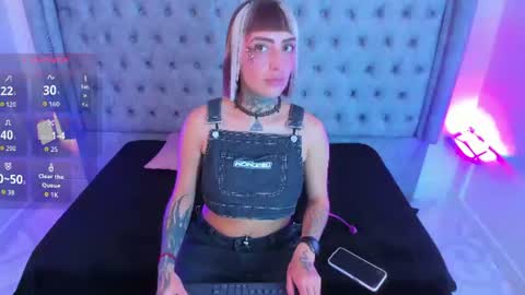 Gyal Smith online show from June 15, 3:51 am