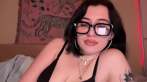 Helga online show from March 20, 4:01 pm