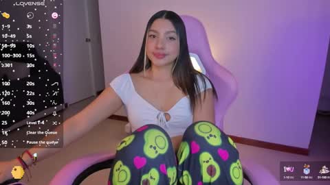 Paulina  online show from January 20, 6:10 am