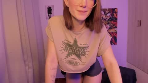 haanna_thompsoon online show from May 22, 2:53 am