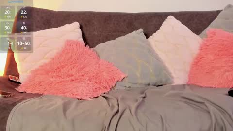 Hailee online show from February 20, 3:19 pm