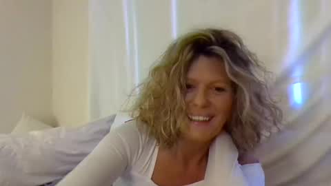 Hailey online show from February 4, 12:29 am