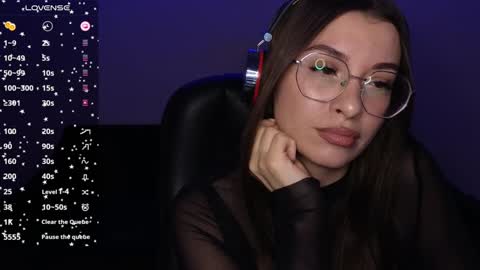 HailyHeavenly online show from December 3, 2:38 pm