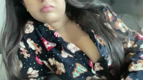 halleyb2026 online show from February 15, 6:29 pm